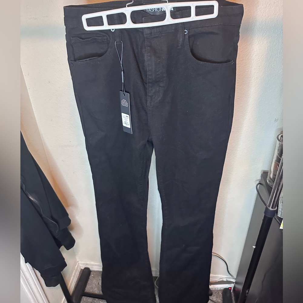 Fashion nova size 13 jeans with flare